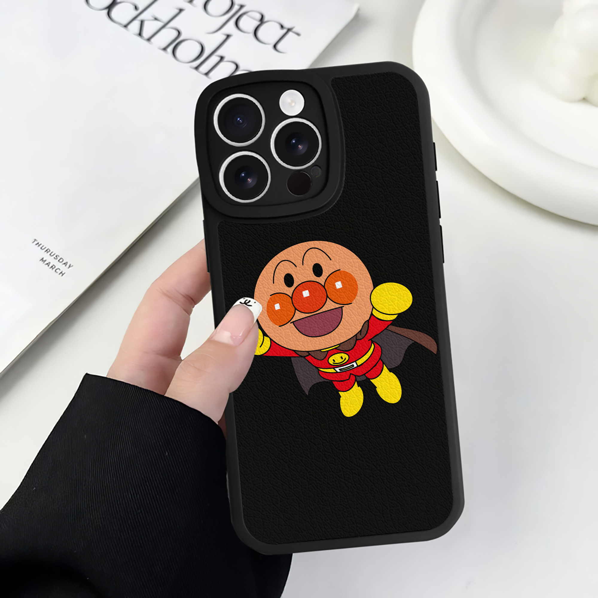 （画像用） アンパンマン Anpanman 【iPhone 16シリーズ対応】シリコンスマホケース（レザー調） 材質：シリコン